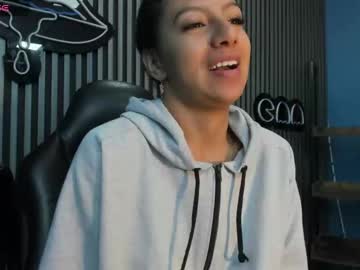 Tamaraakins Chaturbate stream image from December 19, 2024