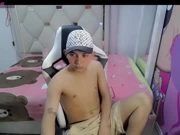 Yezsy Chaturbate stream image from December 19, 2024