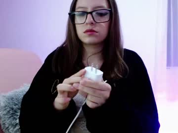 Aurora_Blossom__ Chaturbate stream image from December 19, 2024