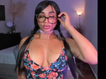 Destinnemil Chaturbate stream image from December 19, 2024