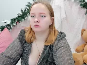 Emiliejensen Chaturbate stream image from December 19, 2024