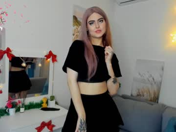 Emily__Mooree Chaturbate stream image from December 19, 2024