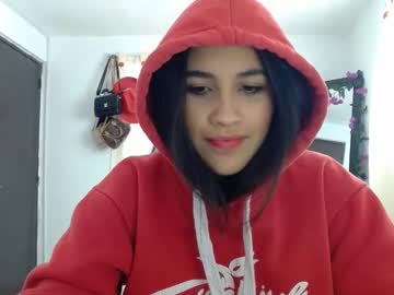 Inocentheaven Chaturbate stream image from December 19, 2024