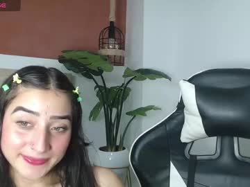 Isabella_04x_ Chaturbate stream image from December 19, 2024