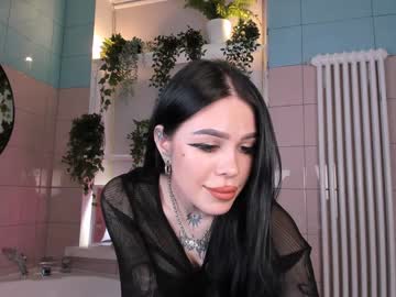 _La_Mia_ Chaturbate stream image from December 19, 2024