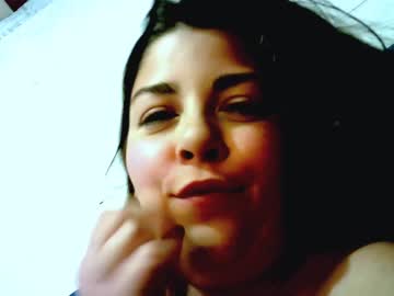 Leslymoon90 Chaturbate stream image from December 19, 2024