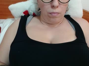 Natally565656 Chaturbate stream image from December 19, 2024