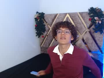 Nickolas_Moon Chaturbate stream image from December 19, 2024