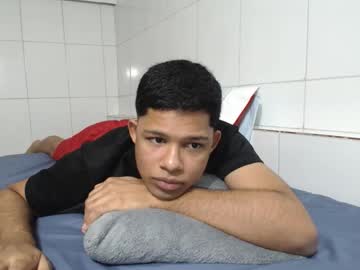 Pedrosr3 Chaturbate stream image from December 19, 2024