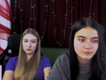 Playful_Sophie Chaturbate stream image from December 19, 2024