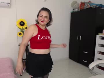 Rebeca_Milf Chaturbate stream image from December 19, 2024