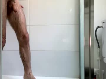 Skinnybigdk Chaturbate stream image from December 19, 2024