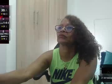 Smilet_Milf Chaturbate stream image from December 19, 2024