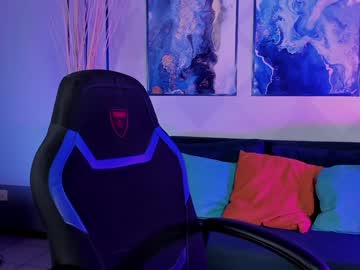 Valerieviolette Chaturbate stream image from December 19, 2024