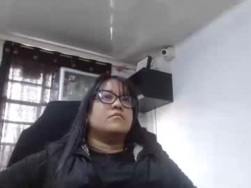 Astrid1rs Chaturbate stream image from December 19, 2024