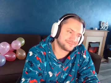 Brucelexx Chaturbate stream image from December 19, 2024