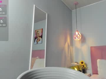 Carol_Pinter Chaturbate stream image from December 19, 2024