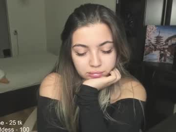 Catrinaeuphorina Chaturbate stream image from December 19, 2024