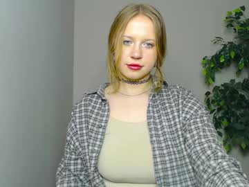 Fallen__Angell_ Chaturbate stream image from December 19, 2024