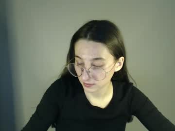 Gigi_Nix Chaturbate stream image from December 19, 2024