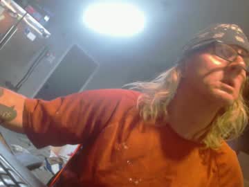 Handyman5303 Chaturbate stream image from December 19, 2024