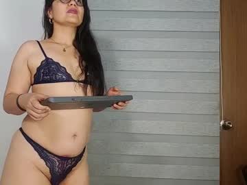 Hannastone1 Chaturbate stream image from December 19, 2024