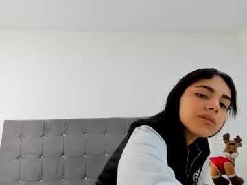 Hellen_And_Daniel Chaturbate stream image from December 19, 2024