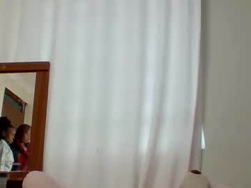 Honeygirl5 Chaturbate stream image from December 19, 2024