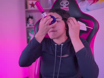 Juliasamantha Chaturbate stream image from December 19, 2024