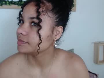 Kittybrookex Chaturbate stream image from December 19, 2024