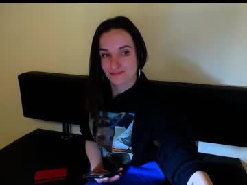 Laimapinch_ Chaturbate stream image from December 19, 2024