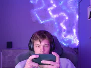 Leevmorg Chaturbate stream image from December 19, 2024