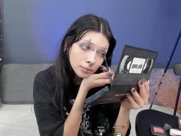 Lynngoodsell Chaturbate stream image from December 19, 2024