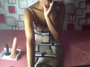 Sexyartgirls Chaturbate stream image from December 19, 2024