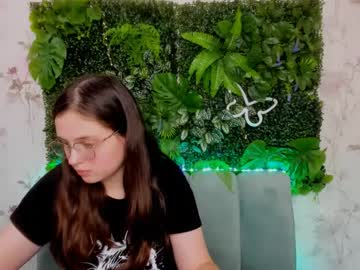 Sophiedreamss Chaturbate stream image from December 19, 2024
