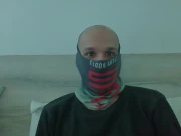 Thetubedscarfguy Chaturbate stream image from December 19, 2024