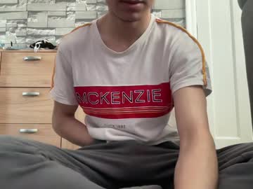 U25x Chaturbate stream image from December 19, 2024