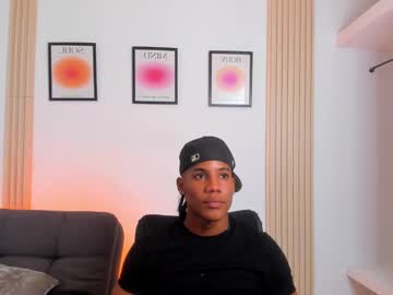 Axel_Silva1 Chaturbate stream image from December 19, 2024