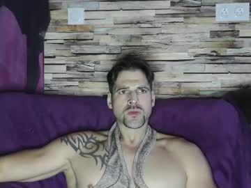 Bigboyband Chaturbate stream image from December 19, 2024