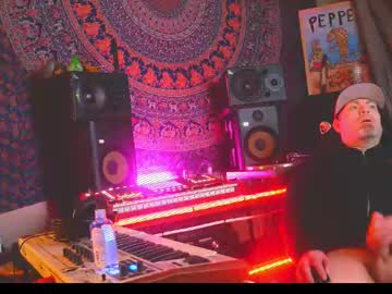 Eastbayfun Chaturbate stream image from December 19, 2024