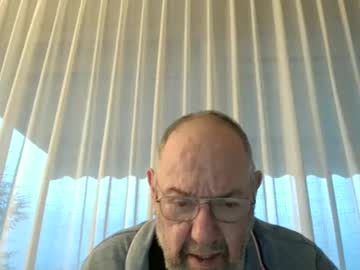 Fredaldavid Chaturbate stream image from December 19, 2024