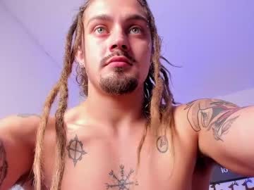 Liamlionn Chaturbate stream image from December 19, 2024