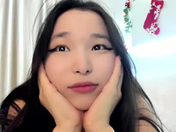 Miak1ss Chaturbate stream image from December 19, 2024