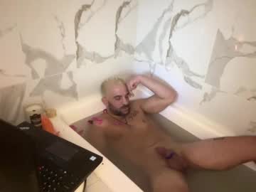 Seanoneone Chaturbate stream image from December 19, 2024