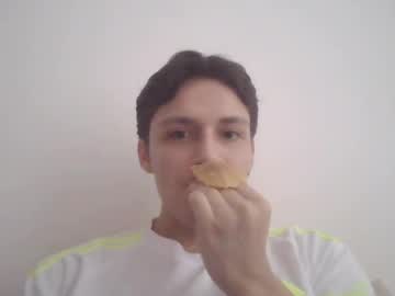 Teren27 Chaturbate stream image from December 19, 2024