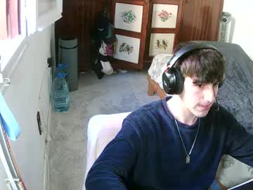Thebulgueboyy Chaturbate stream image from December 19, 2024