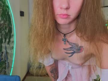 Britney_King Chaturbate stream image from December 19, 2024