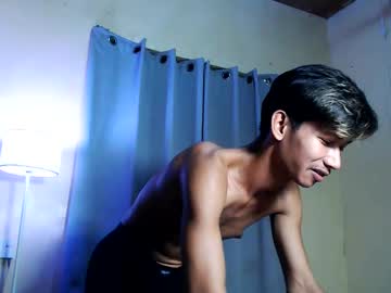 Bunnyxhunny Chaturbate stream image from December 19, 2024