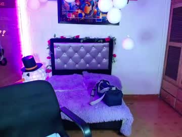 Dahlia_1998 Chaturbate stream image from December 19, 2024
