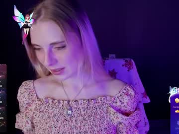 Dandelionyn Chaturbate stream image from December 19, 2024